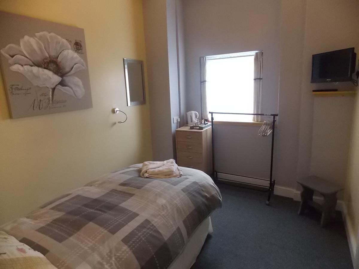 Sandpiper Inn B&B&Pub Ilfracombe Bagian luar foto